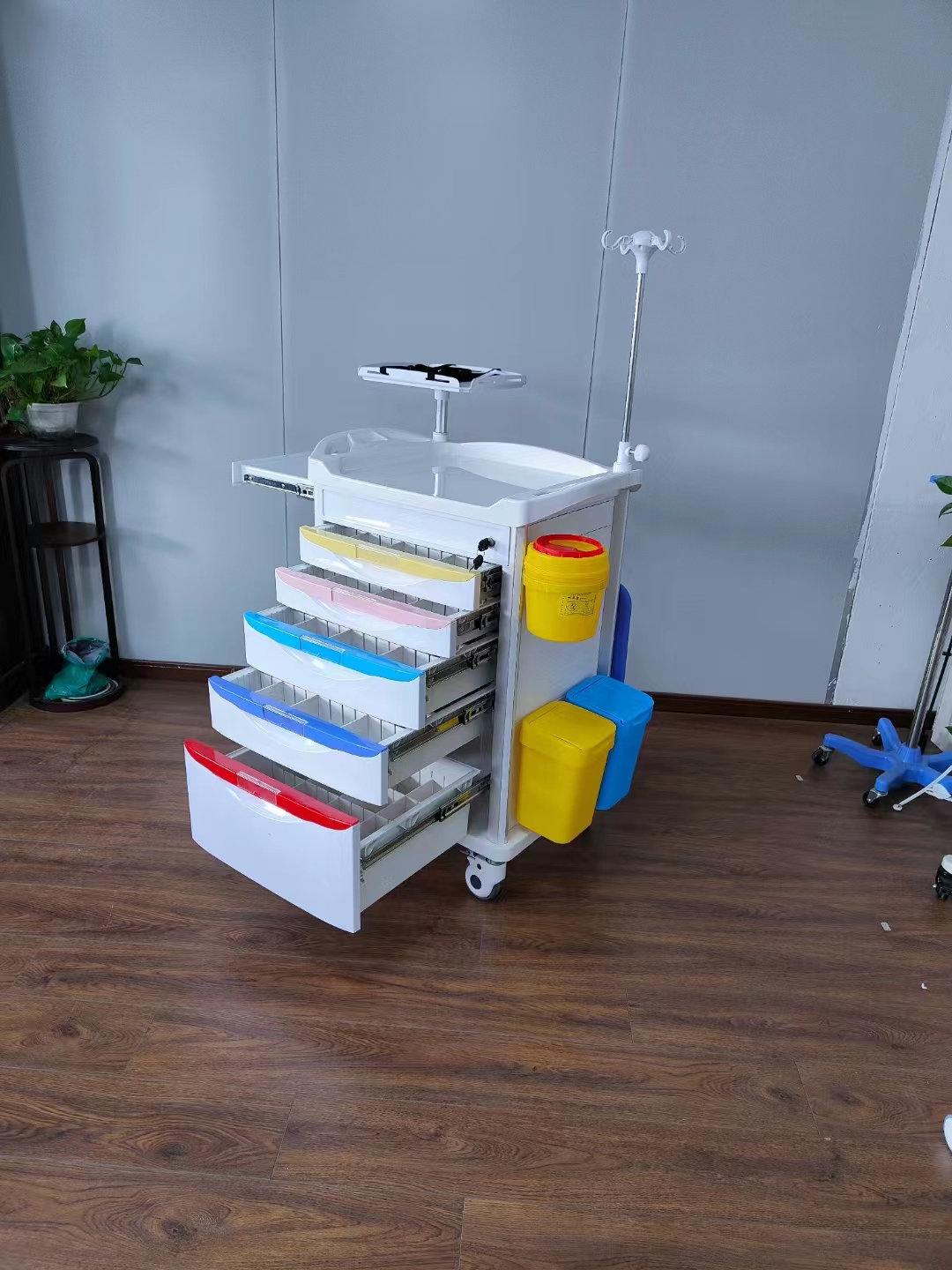 Multifunction ABS Emergency Trolley-0