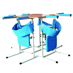 Standing Frame (four People)-0