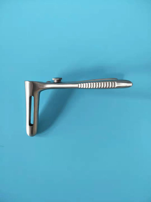 Two-leaf perforated anoscope for tissue retraction-0