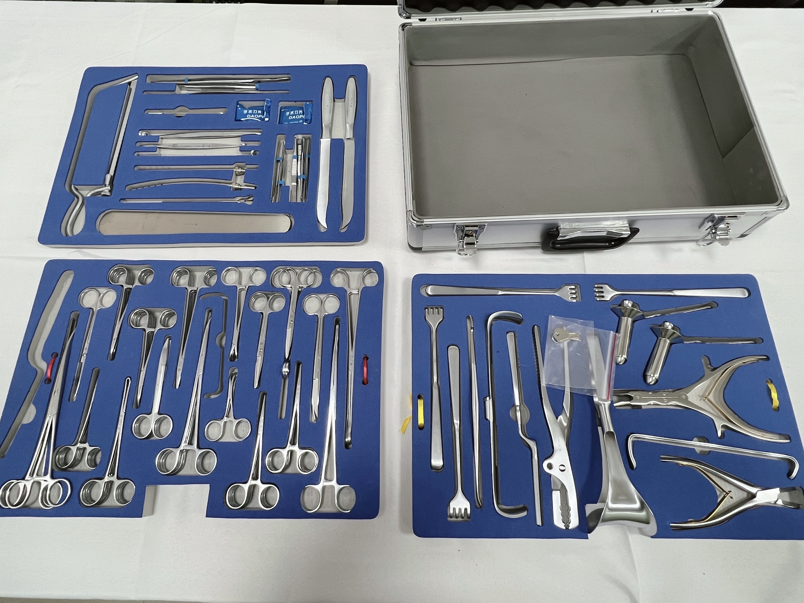Orthopedic kit, 98 pieces-0