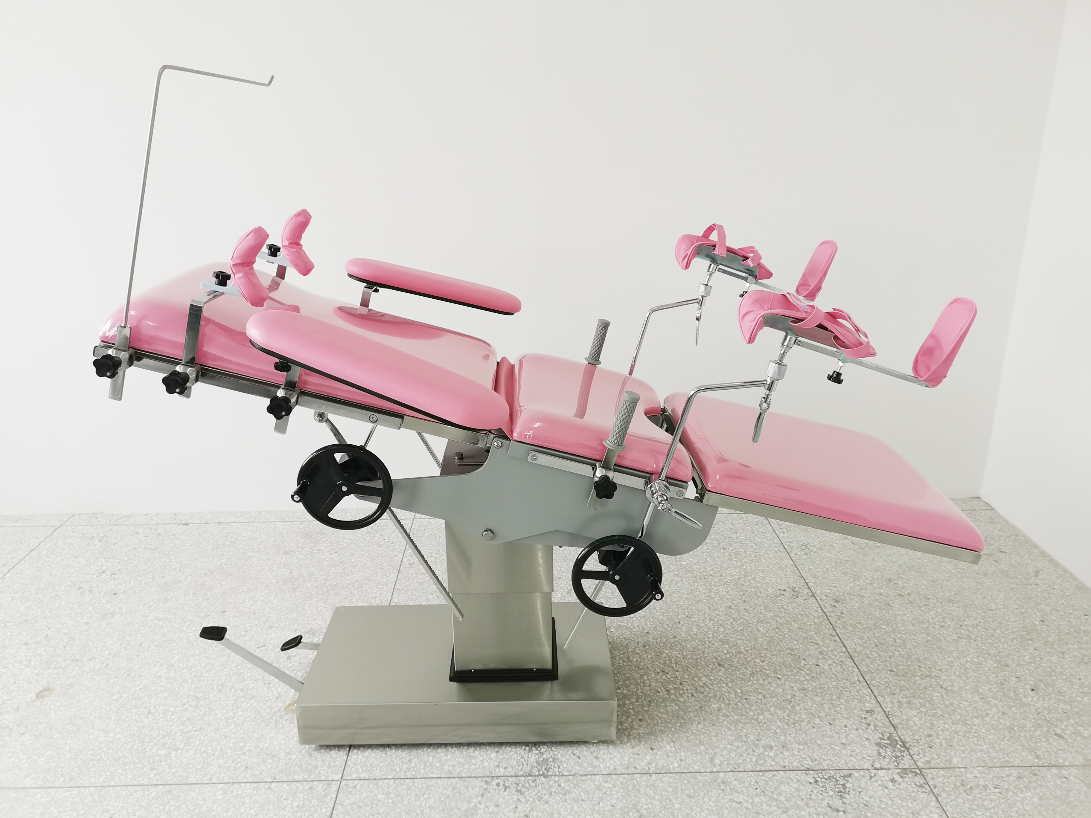 Mechanical Integrated Multifunctional Obstetric Delivery Bed-3