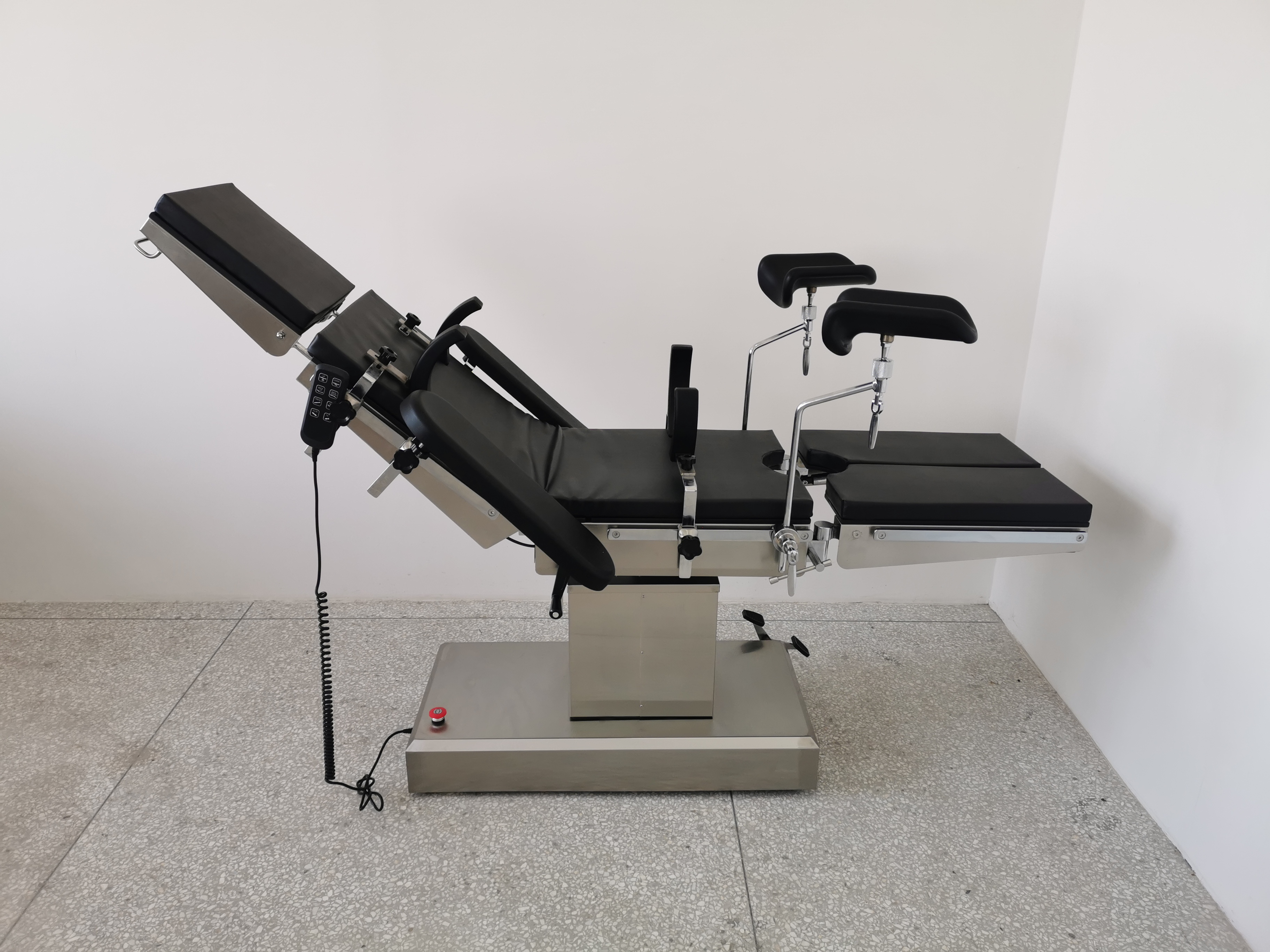Electric comprehensive operating table-4