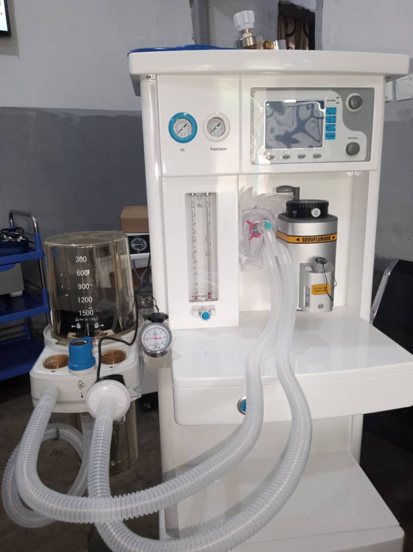 Anesthesia Machine
-1