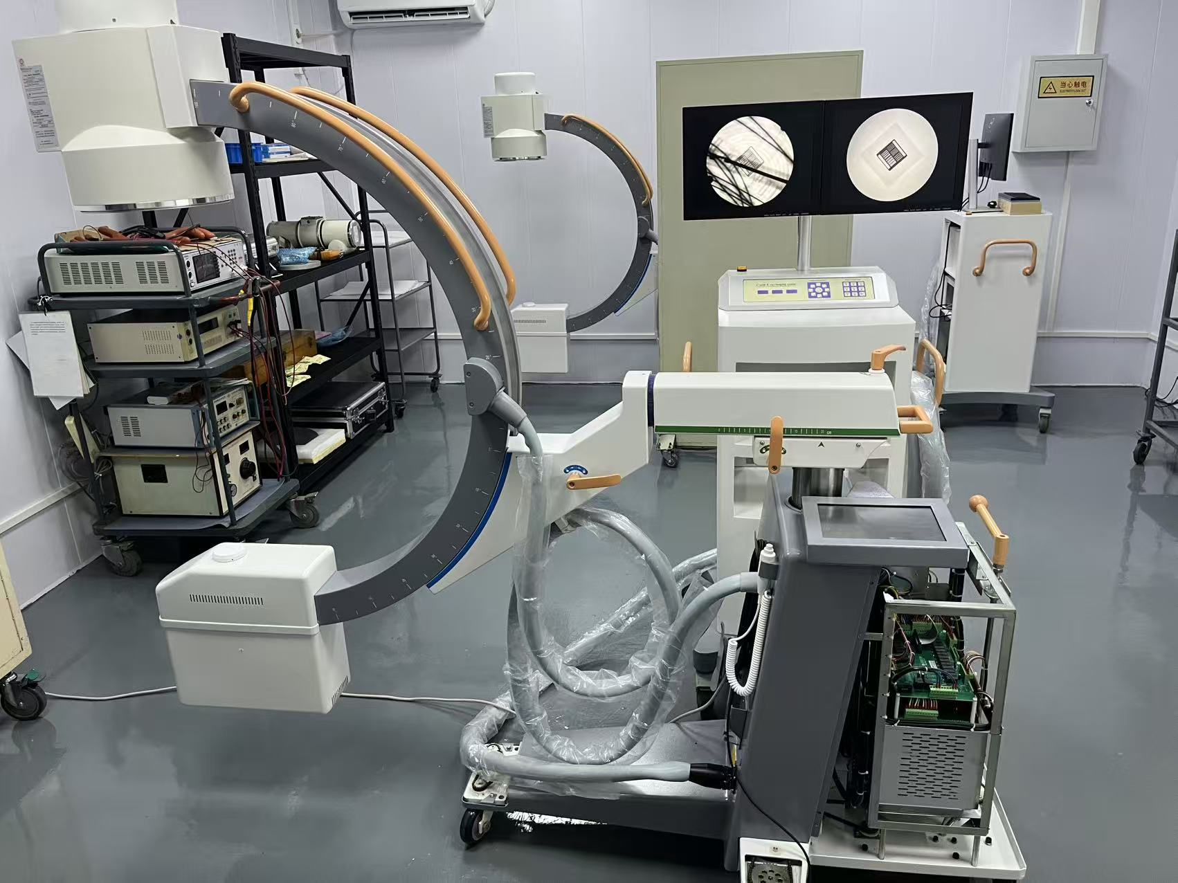 3.5Kw 70mA High frequency Mobile X-ray C-arm  Machine -0