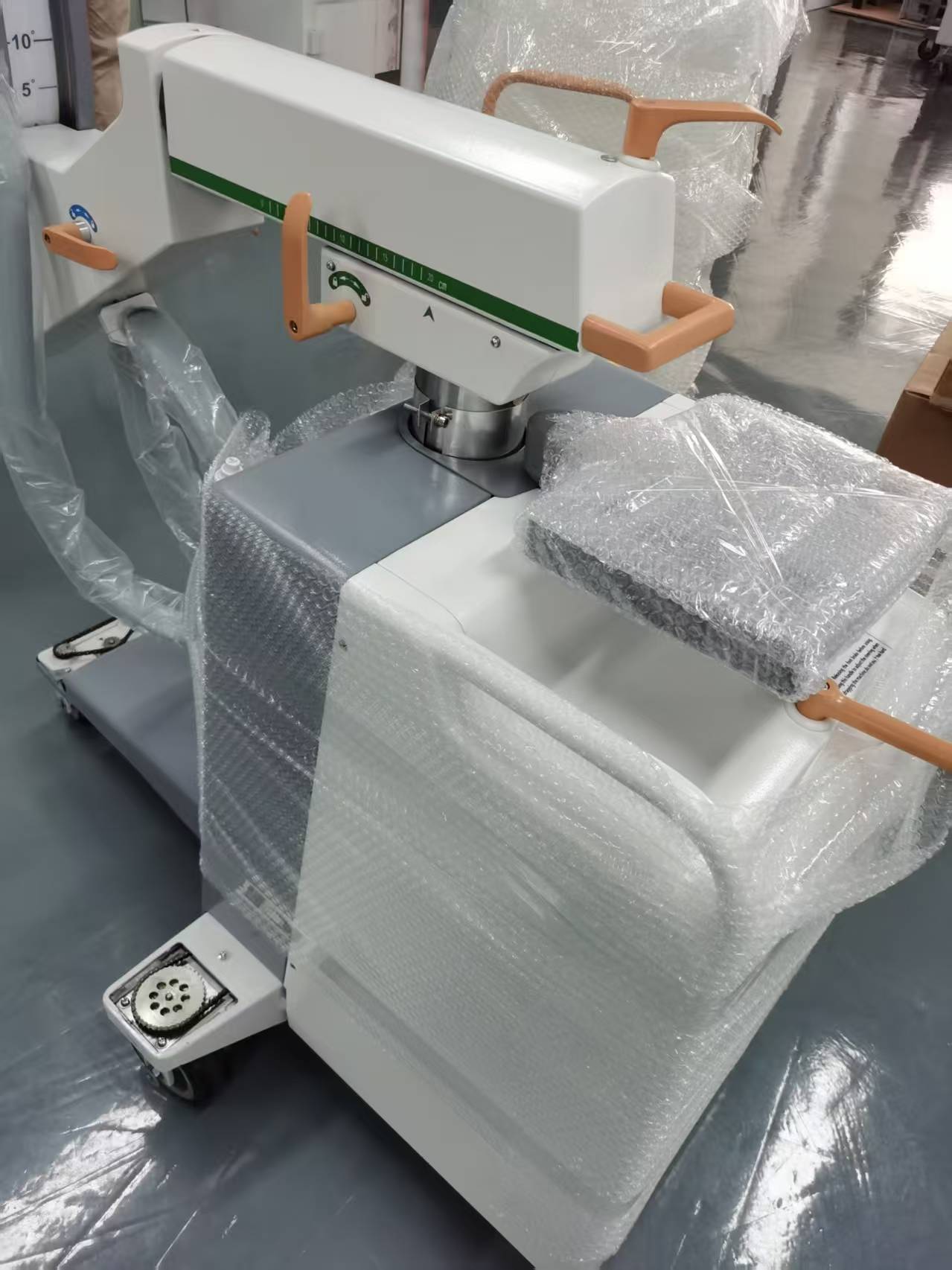 3.5Kw 70mA High frequency Mobile X-ray C-arm  Machine -3