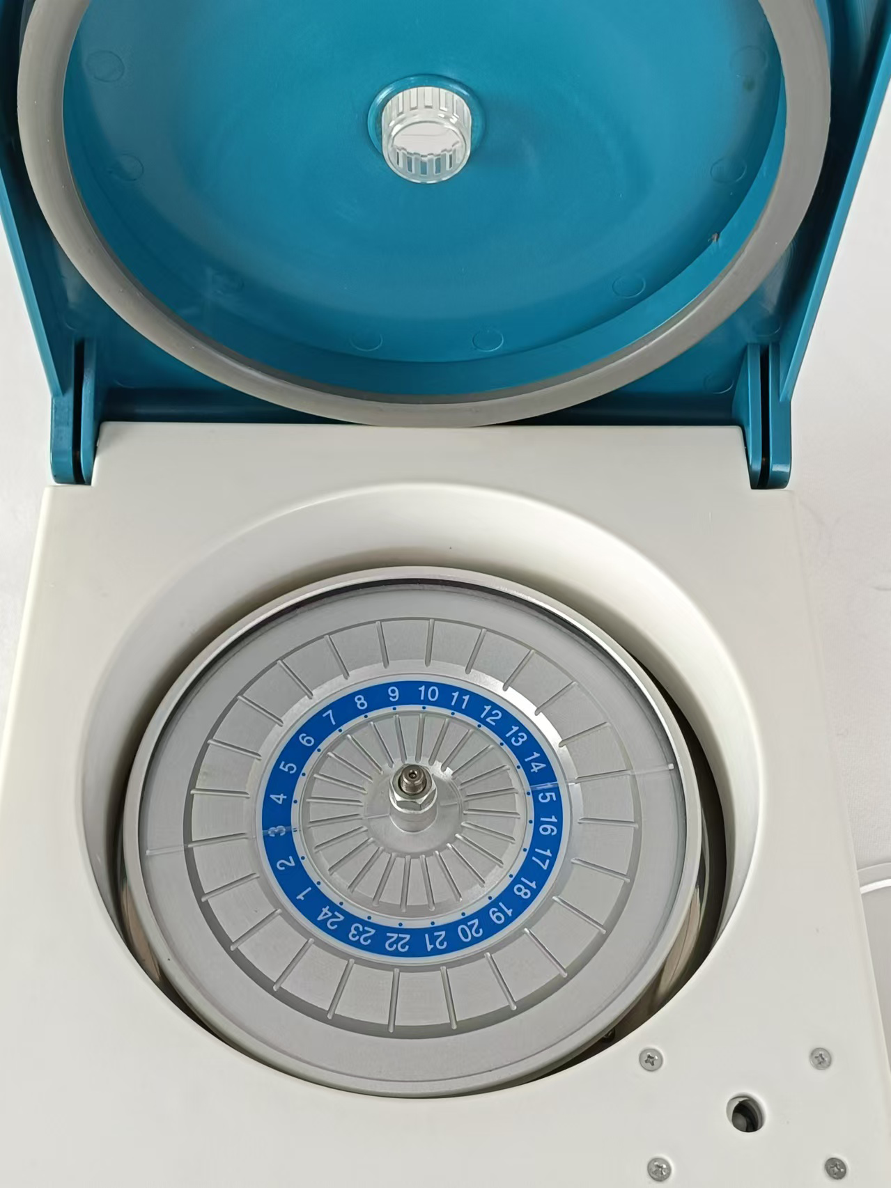 Blood centrifuge-3