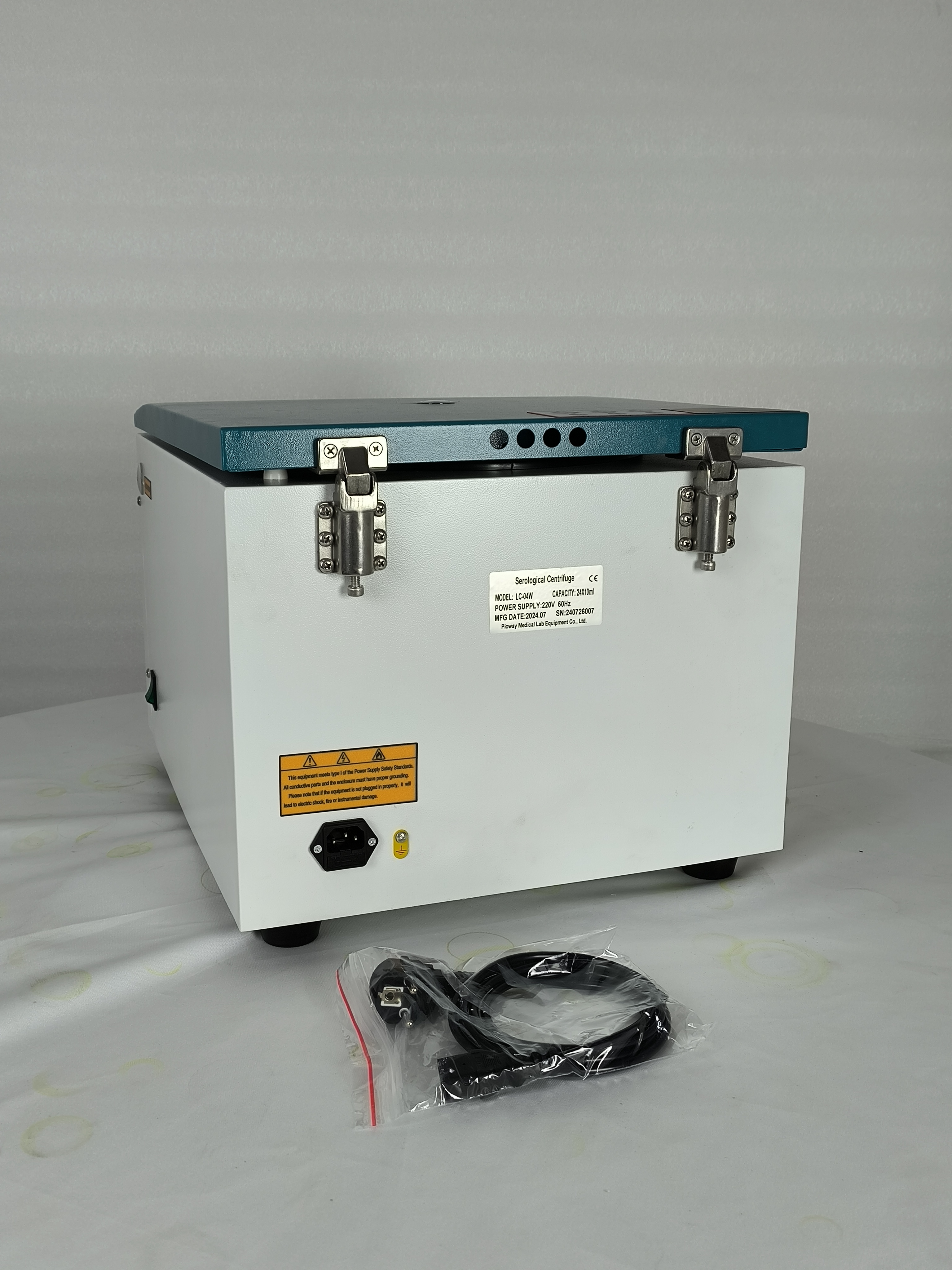 Desktop Low-Speed Centrifuge-2