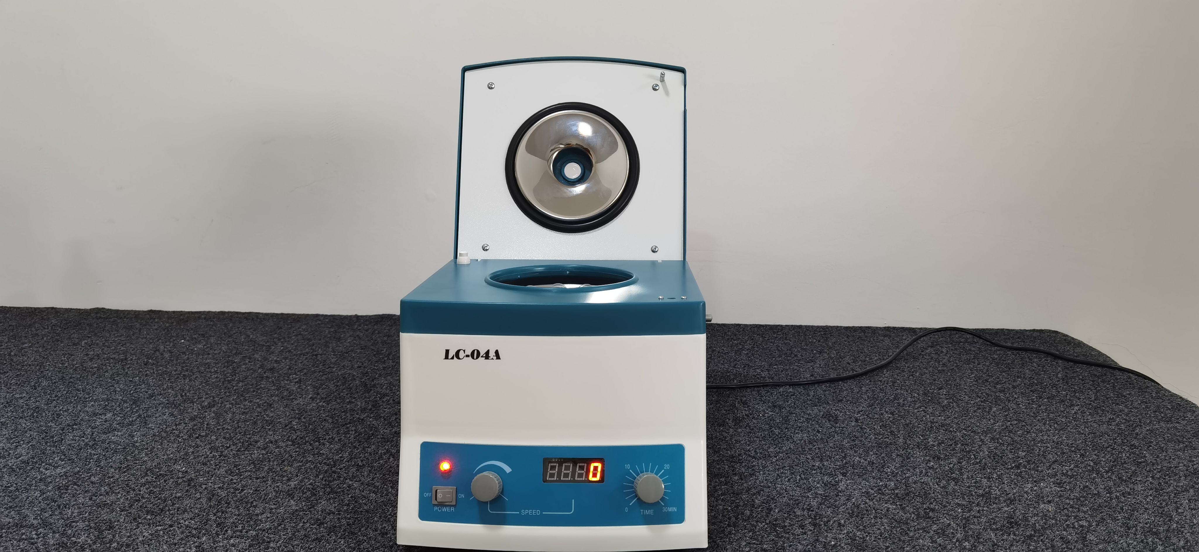 Desktop Low-Speed Centrifuge-2