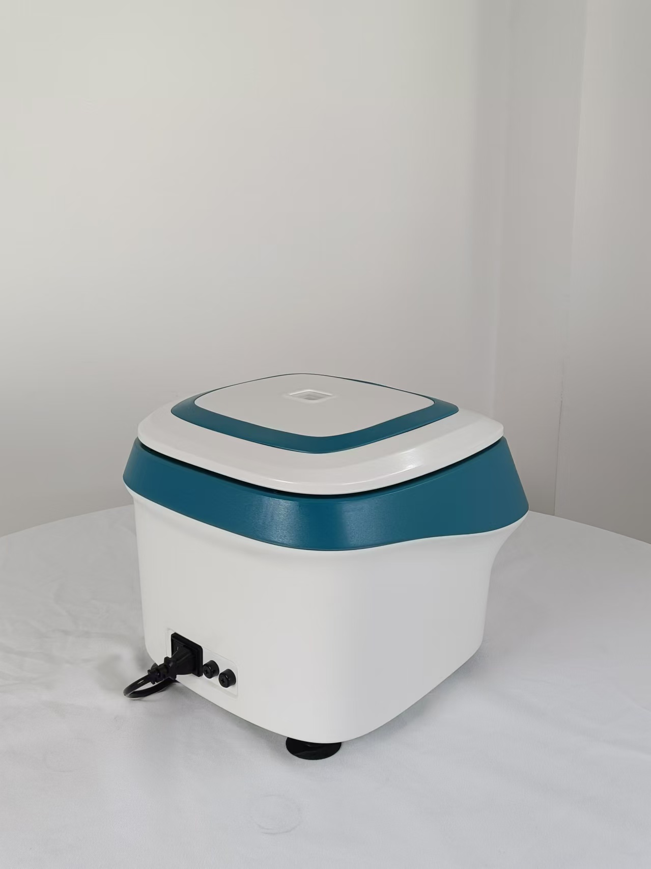 Desktop Low-Speed Centrifuge-2