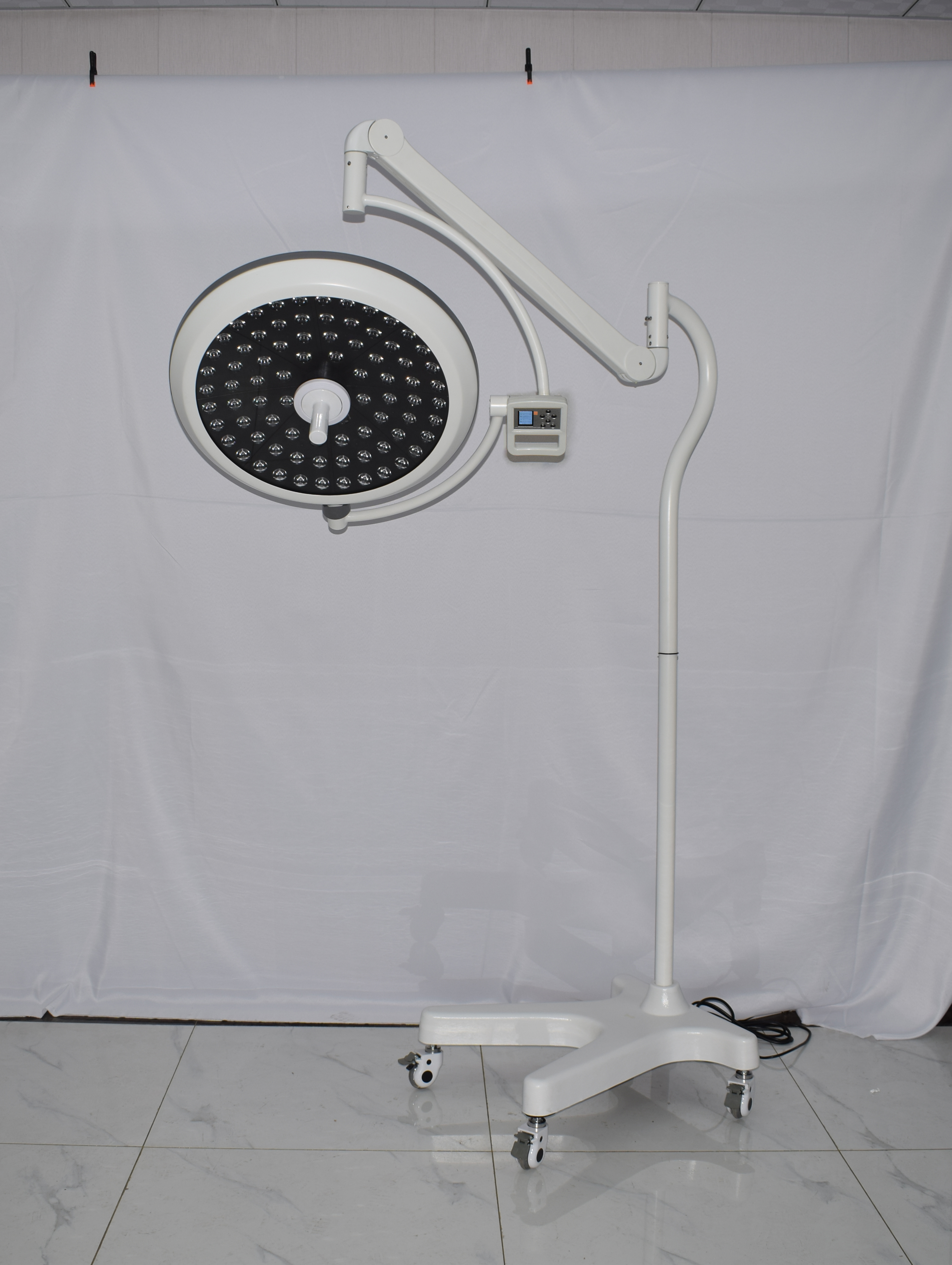 700 Mobile Single-head Ultra-thin Petal LED Surgical Shadowless Lamp-1