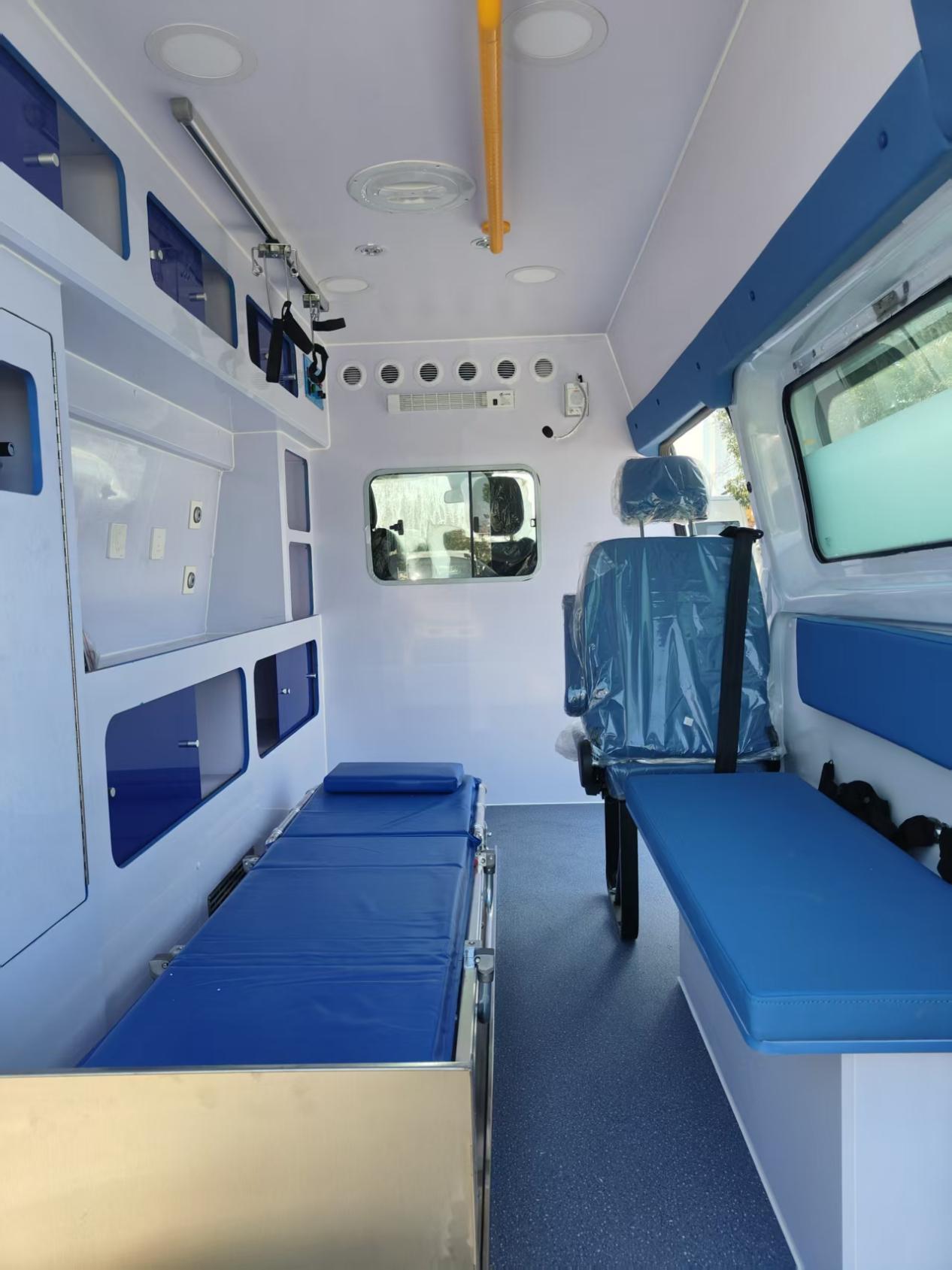 Model CLW5040XJH6DP Ambulance-Diesel vehicle-1
