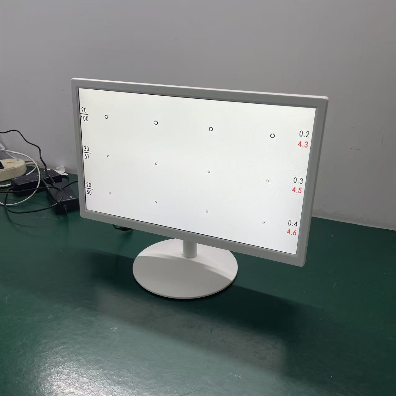 LCD Visual Acuity Chart