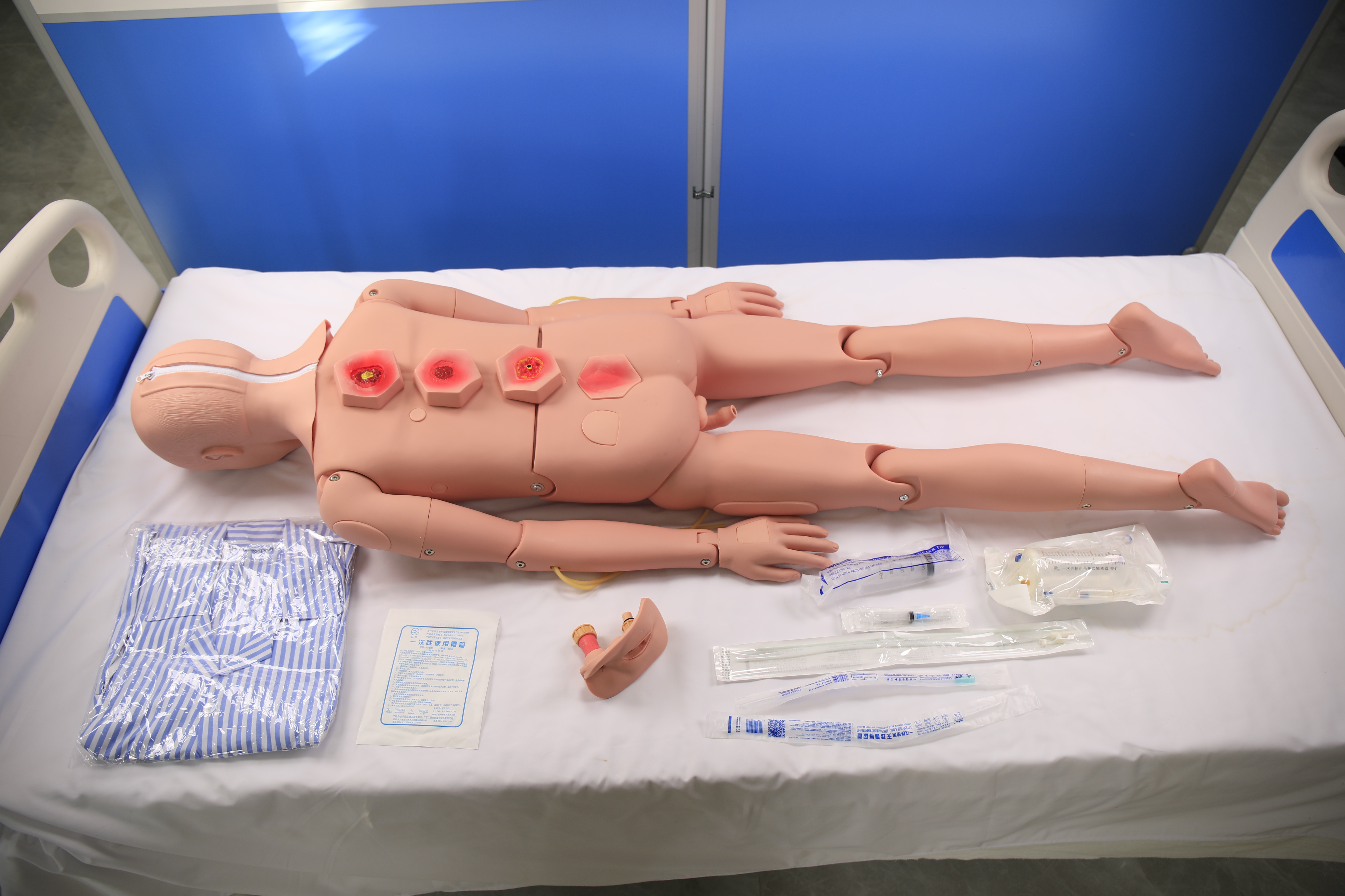  Full-functional Male Nursing Manikin-1