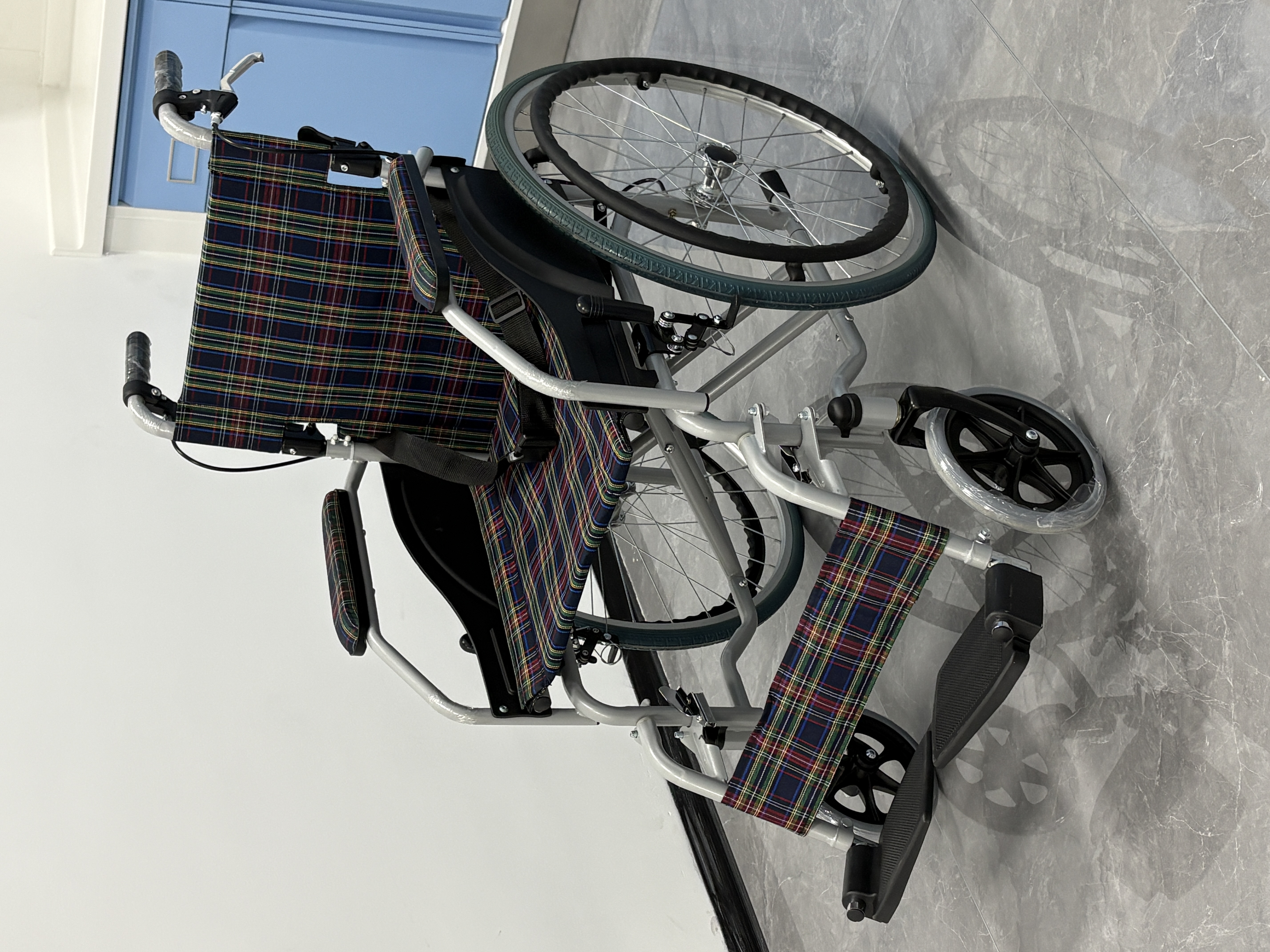 Foldable Wheelchair-5