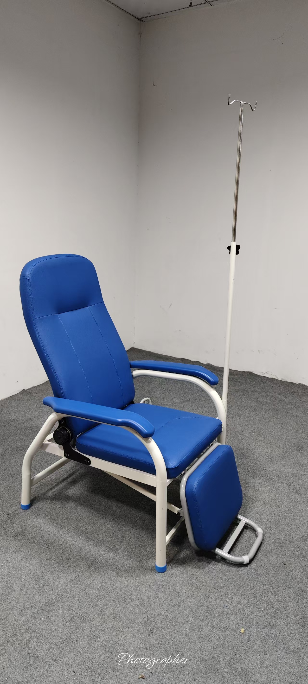 Single-person Infusion Chair