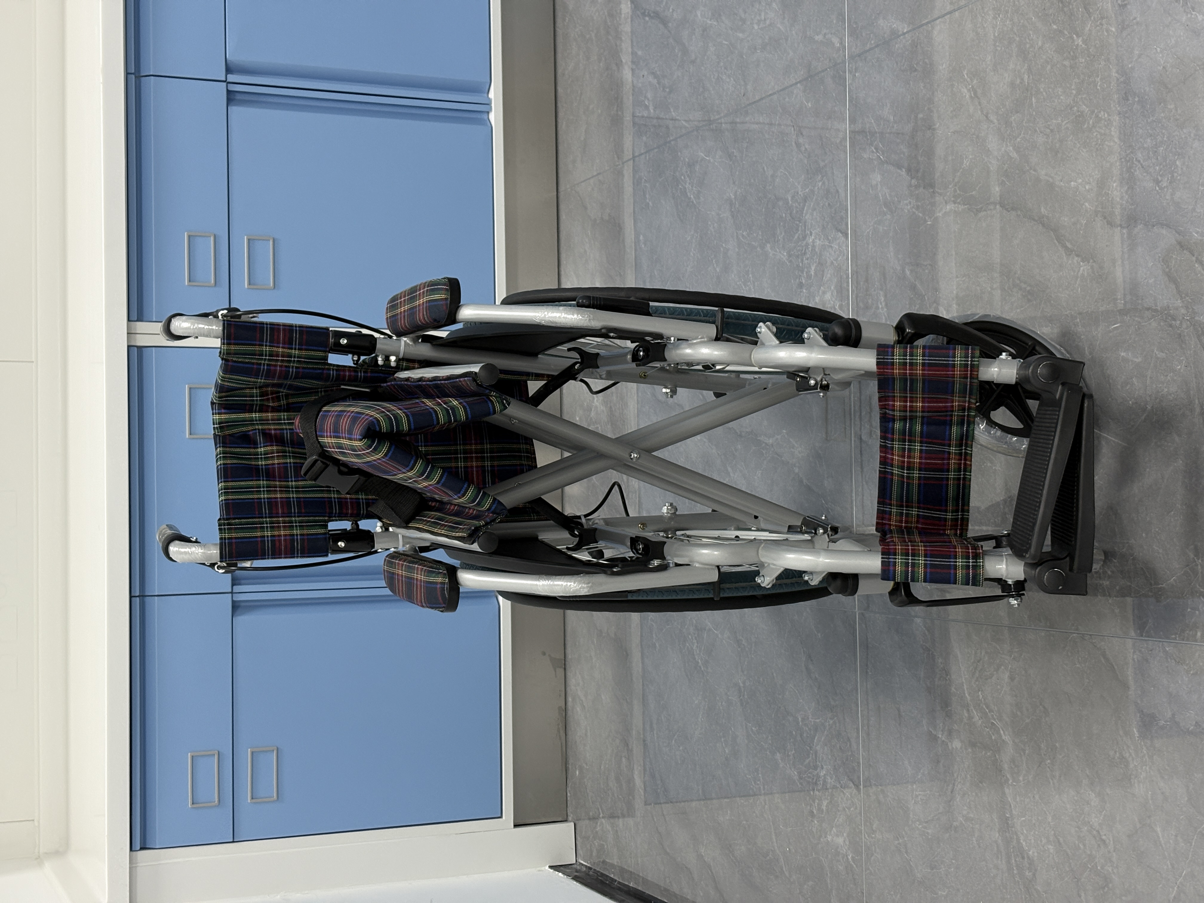 Foldable Wheelchair-7