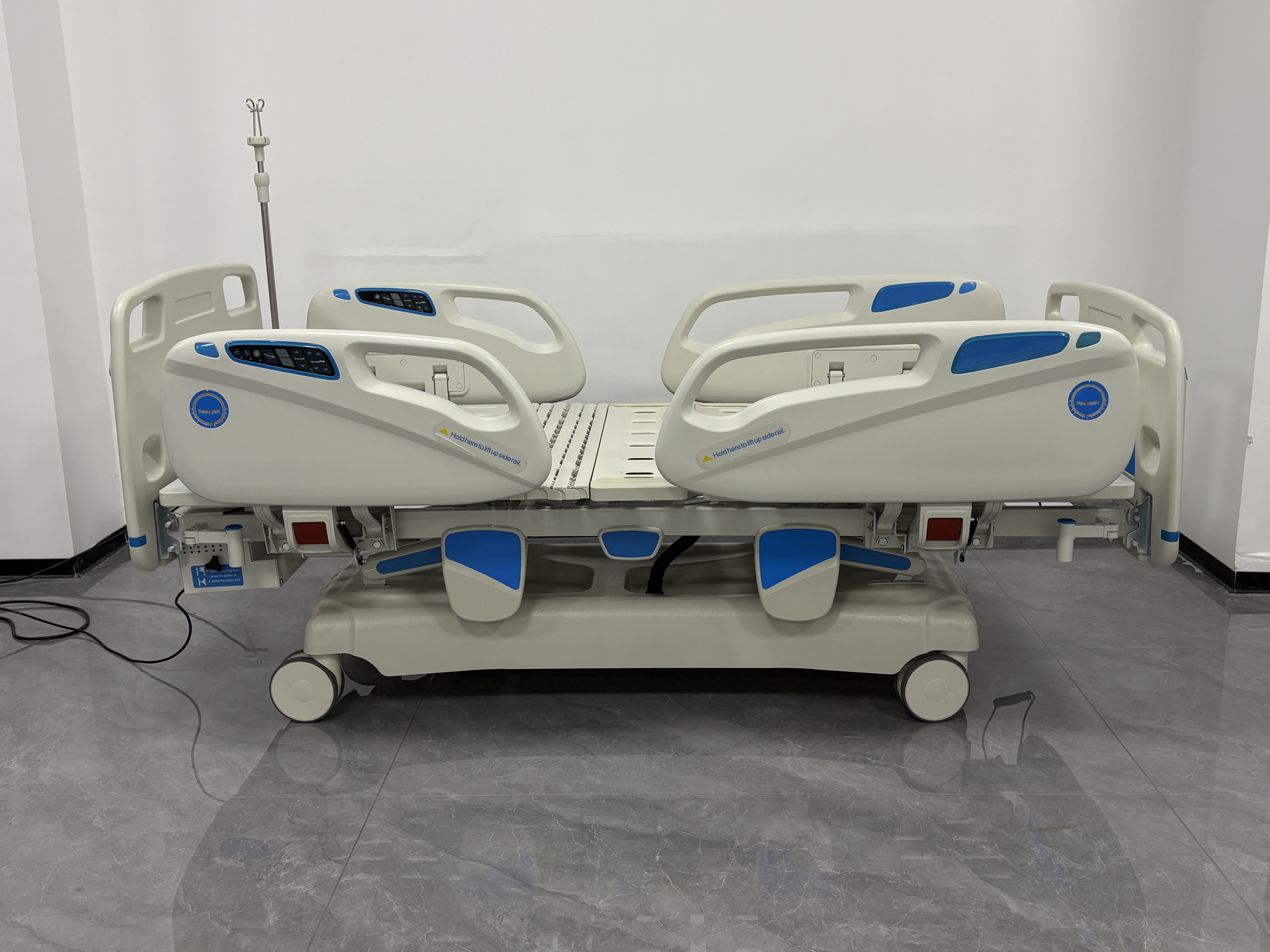 Seven-function electric hospital bed-1