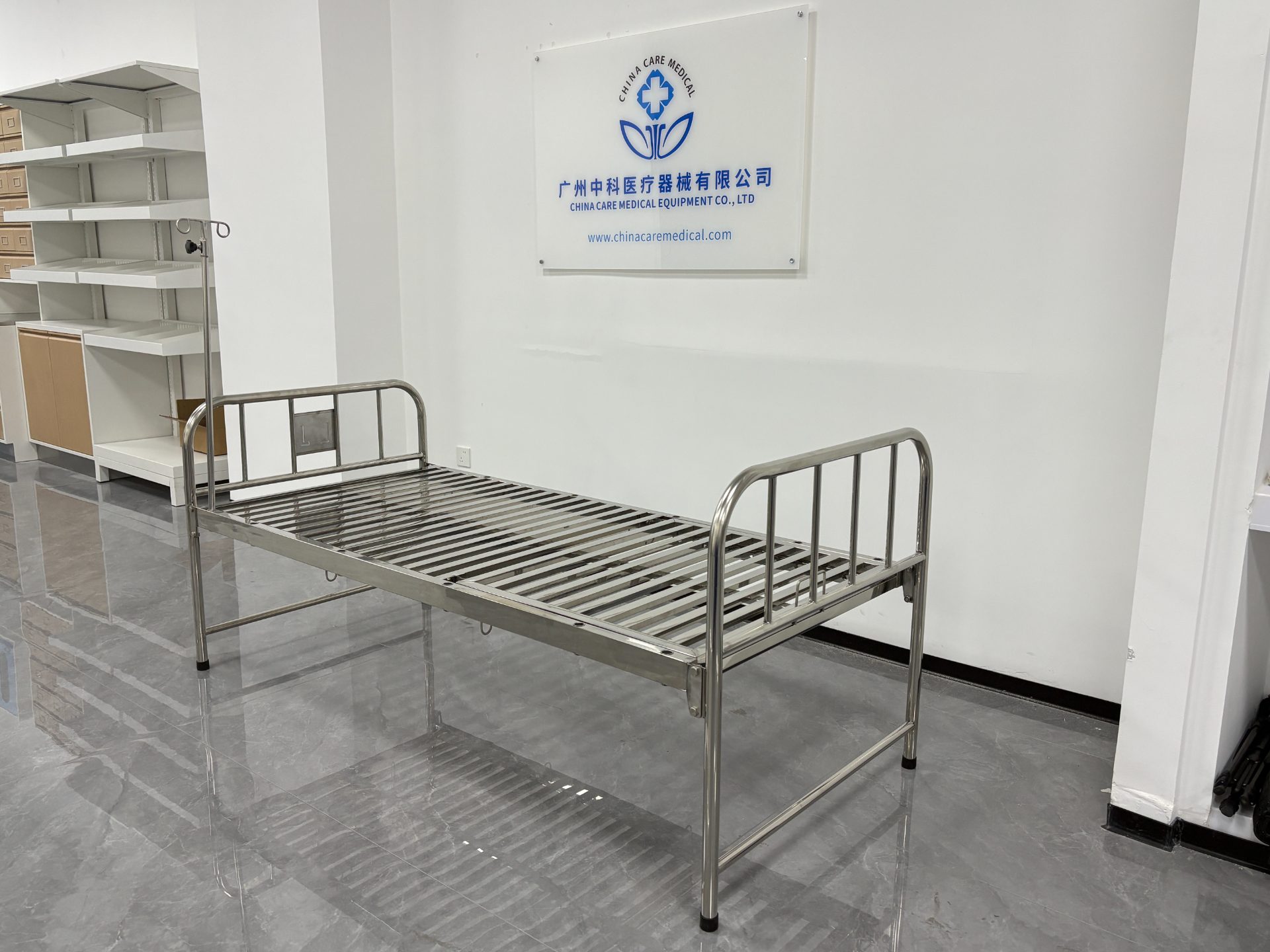 Single-Crank Hospital Bed (Stainless Steel)-2