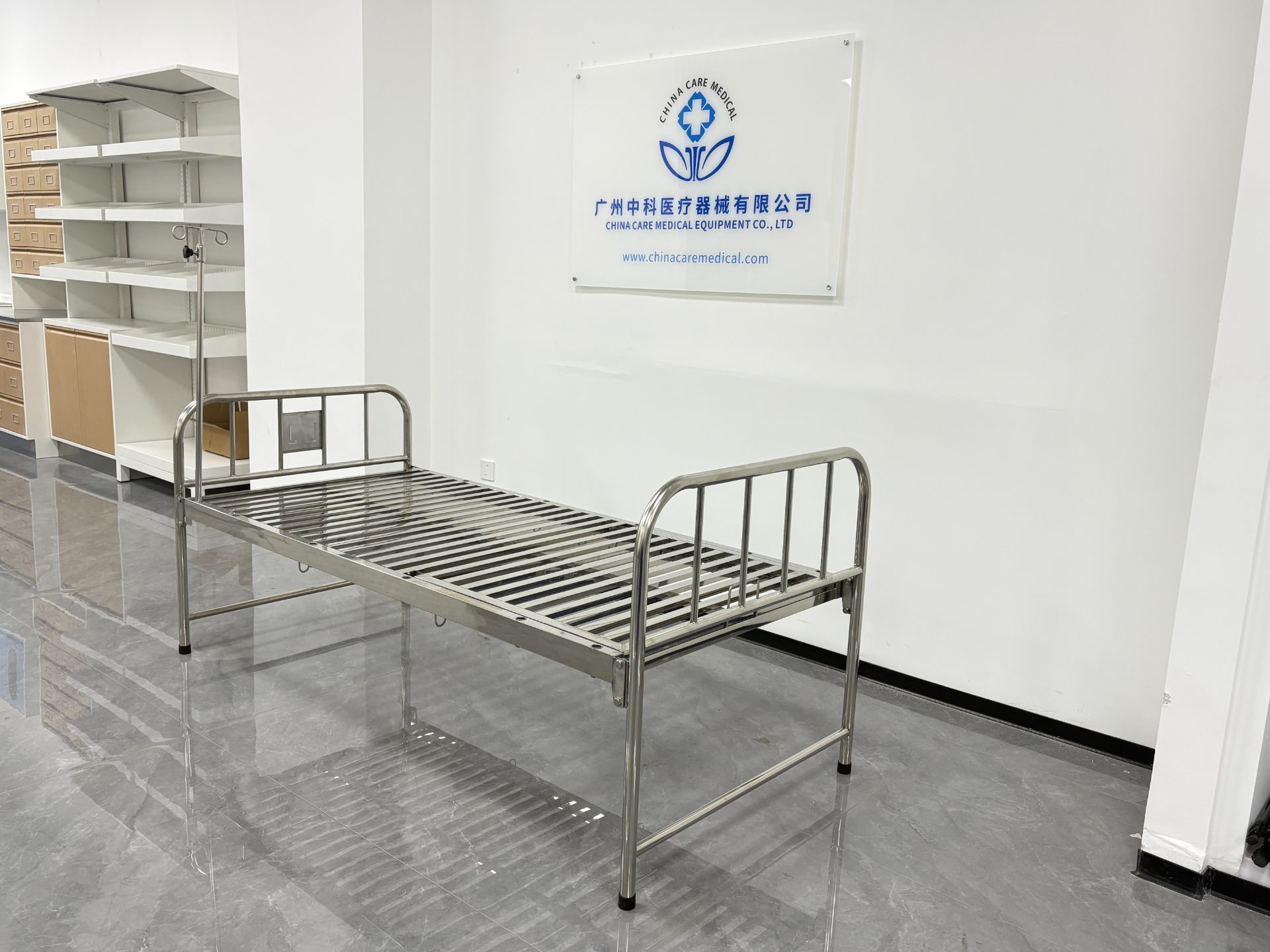 Single-Crank Hospital Bed (Stainless Steel)-1