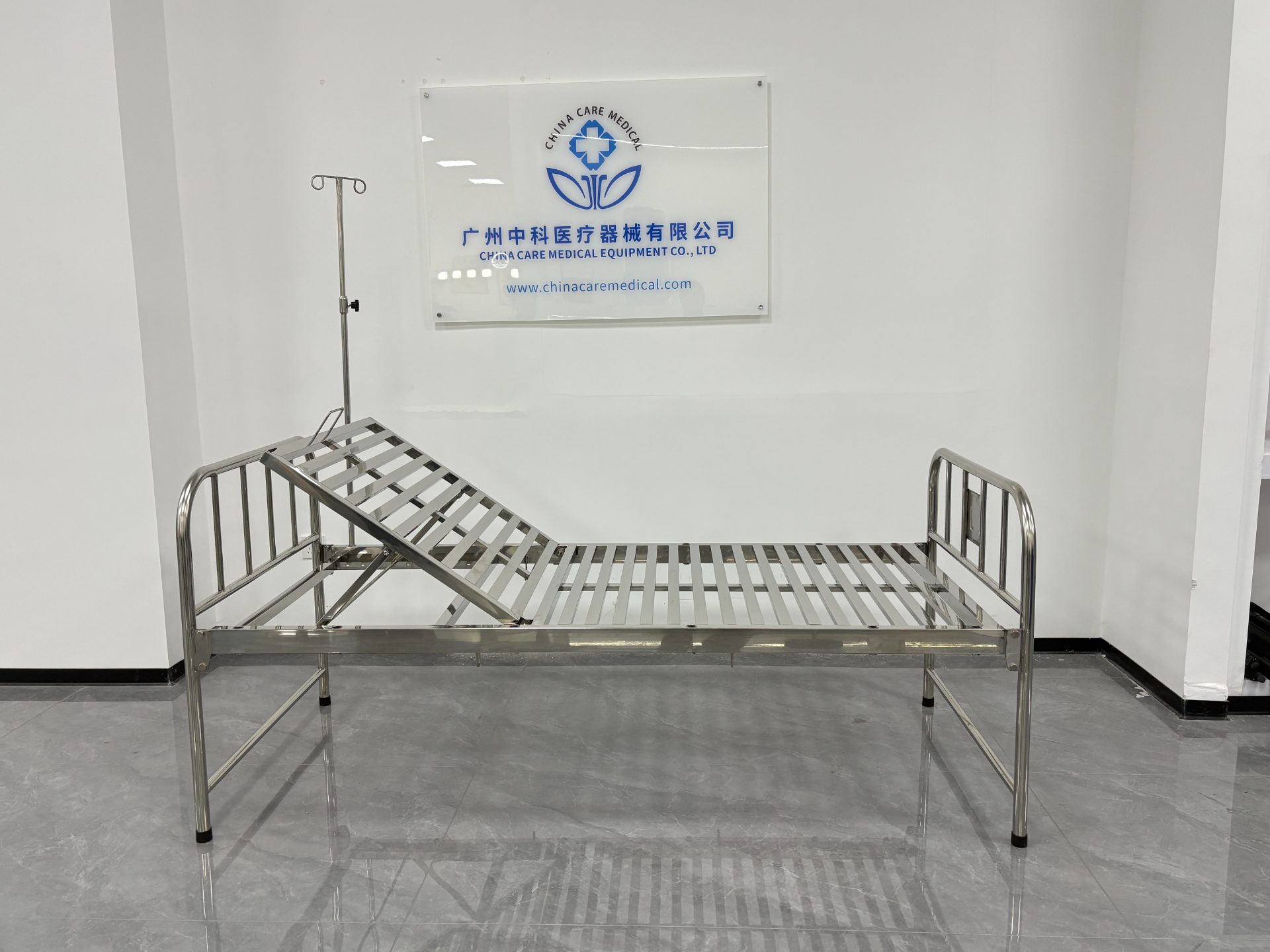 Single-Crank Hospital Bed (Stainless Steel)-3