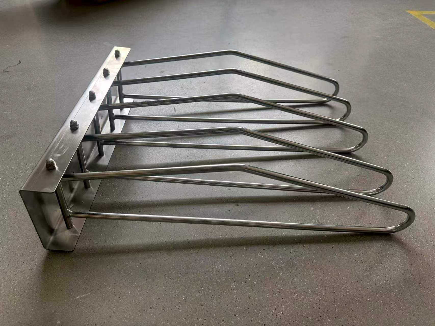 Wall-mounted coat rack (5 hooks)-1