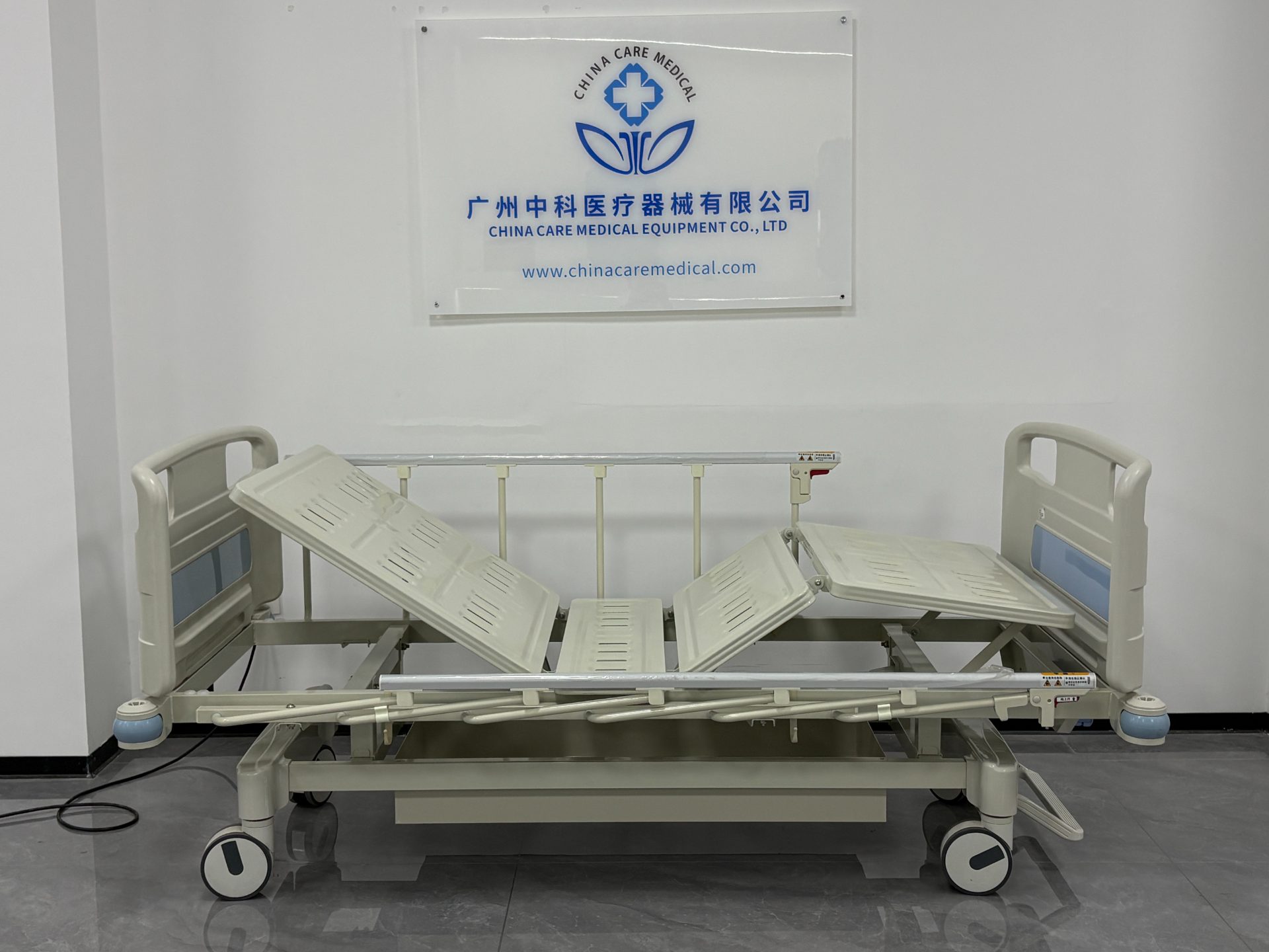 Dual-Crank Nursing Bed (with Central Control)-0