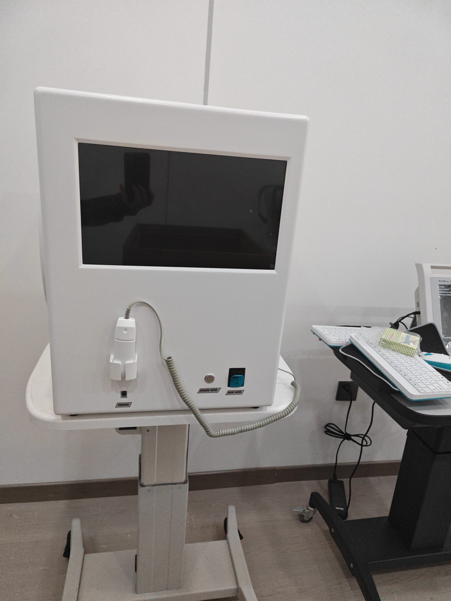 Fully Automatic Visual Field Analyzer-3