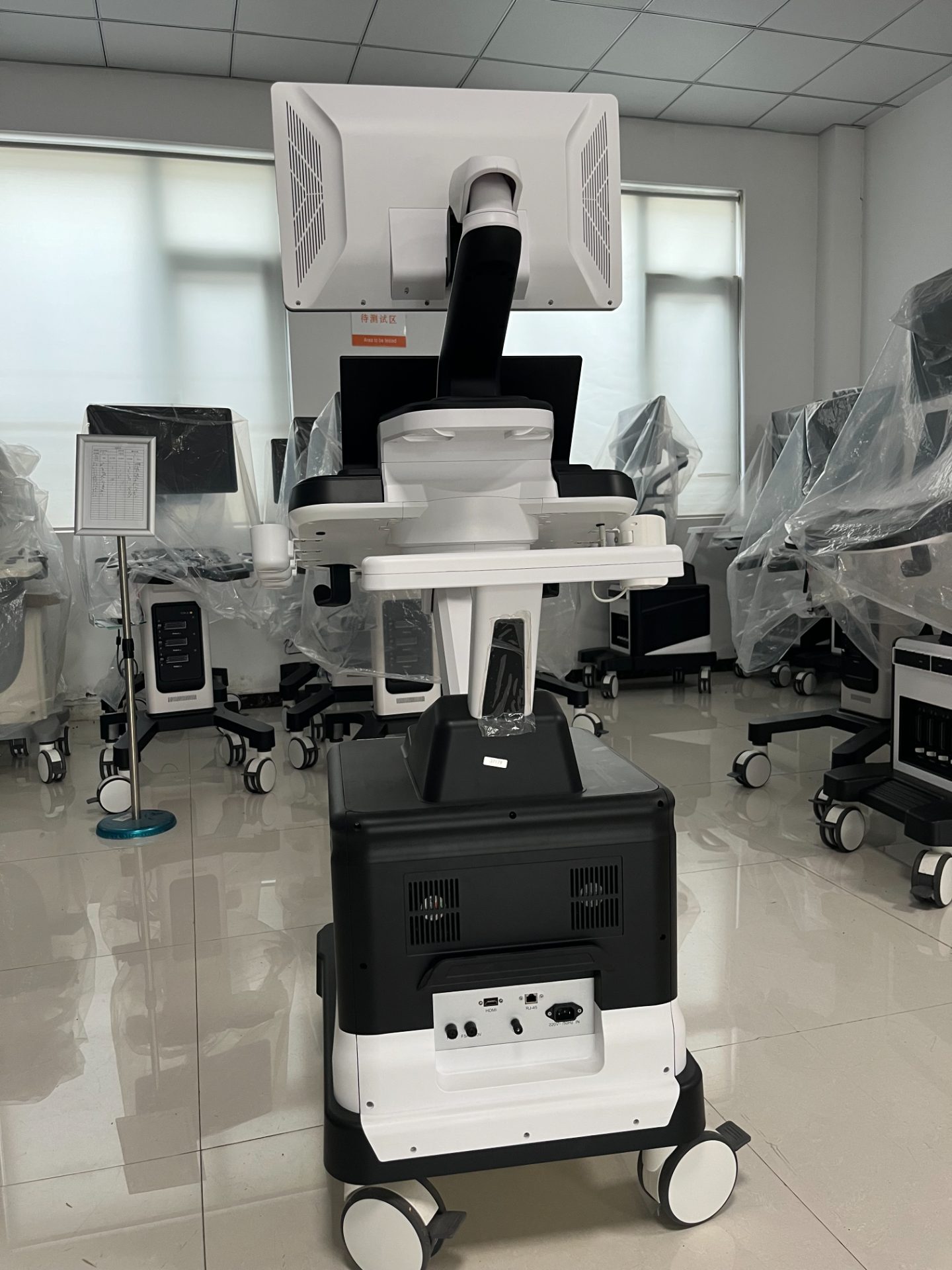 High-end trolley-style color ultrasound system-5