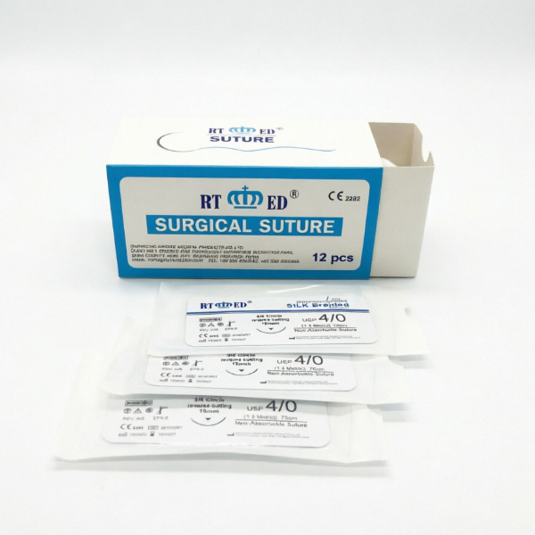 Aguja de sutura con hilo adjunto &ndash; sutura de seda&nbsp;C260930002