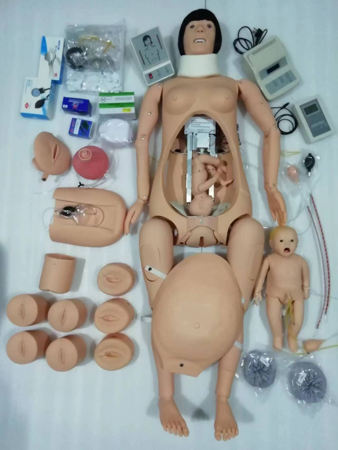 Childbirth and Maternal-Infant First Aid Model-0